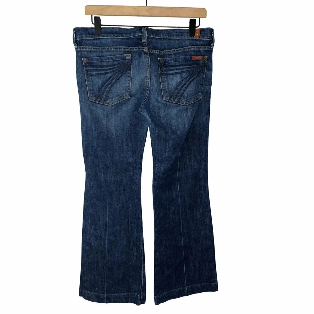 7 For All Mankind Dojo Bootcut Jeans Size 28 Medium Wash Stretch Denim USA - Picture 3 of 5